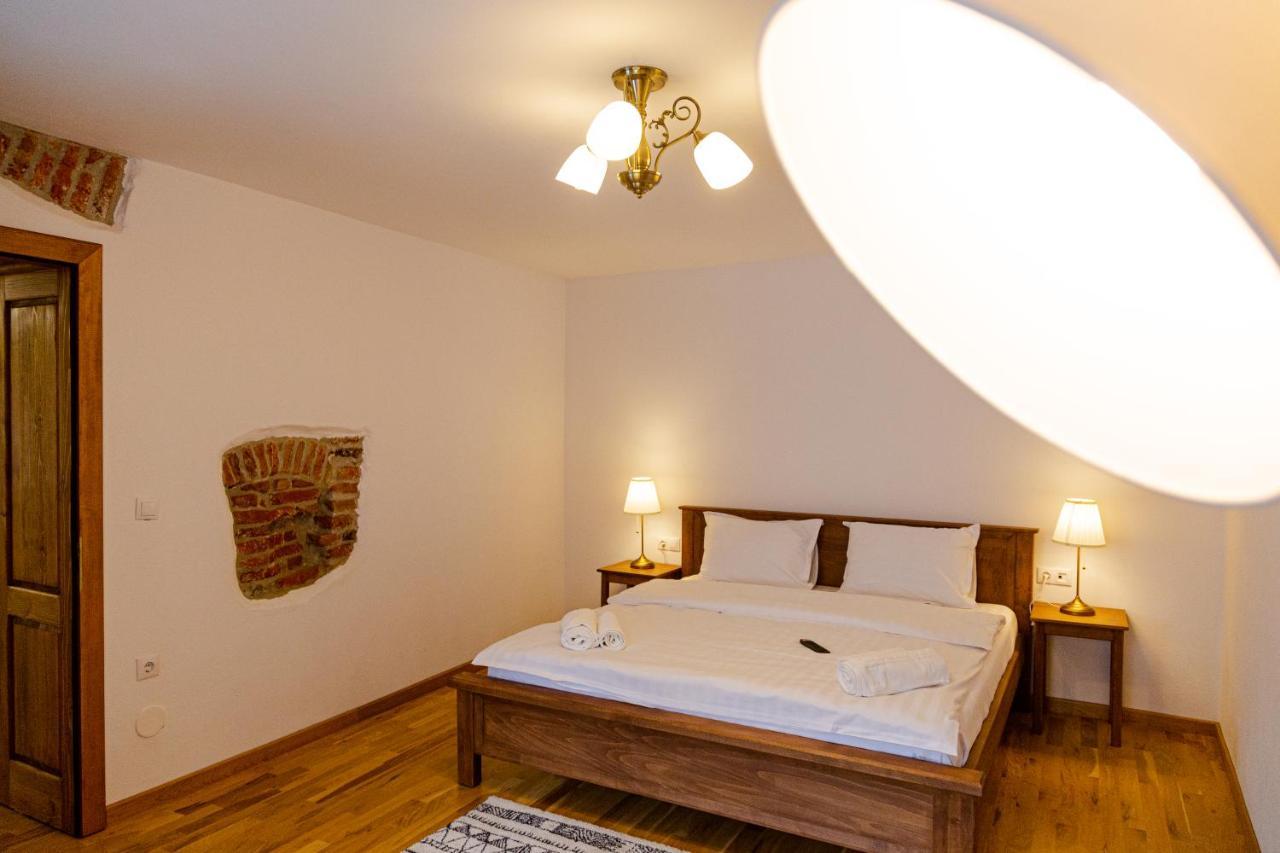 Stone Way Apartment シビウ エクステリア 写真
