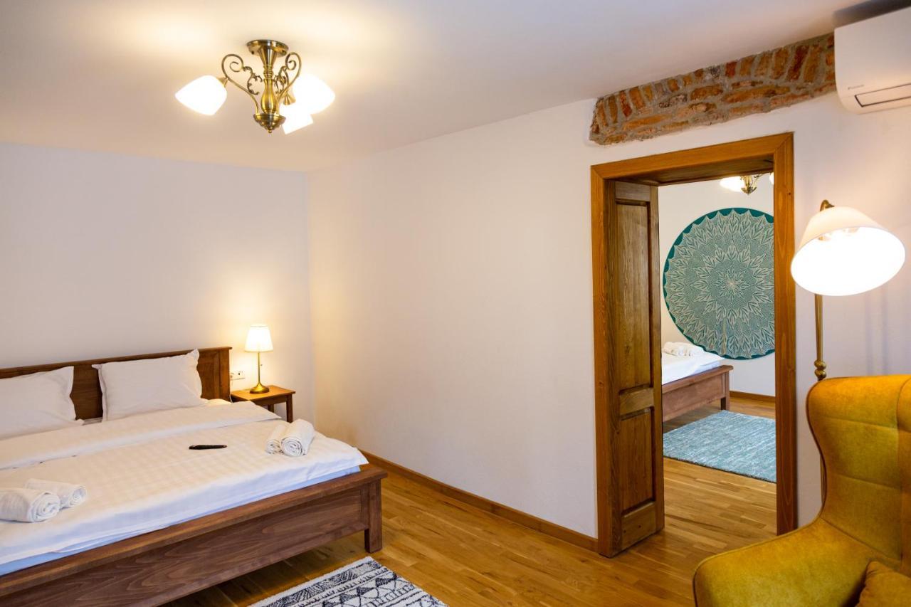Stone Way Apartment シビウ エクステリア 写真